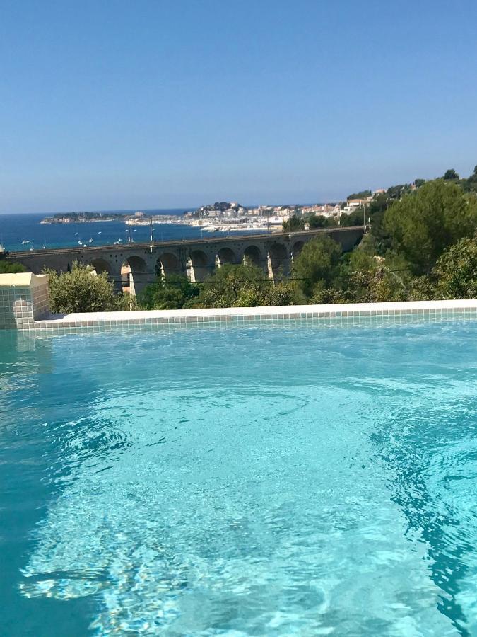 Maison 2 Pieces 4 Pers Piscine Vue A 400 M Terrasse Wifi * Sanary-sur-Mer
